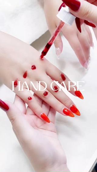 nine.🦋 YUKOのネイルデザイン