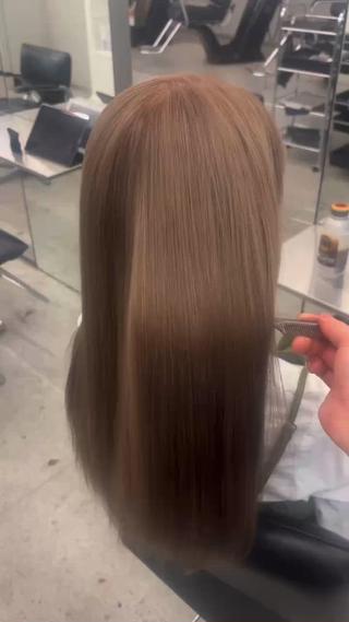 ブリーチ毛でもこの質感
この方は2ブリーチした髪に髪質改善をさせていただきました(* ᴗ͈ˬᴗ͈)”‪‪︎‬ 