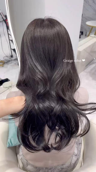 定番人気のグレージュカラー 