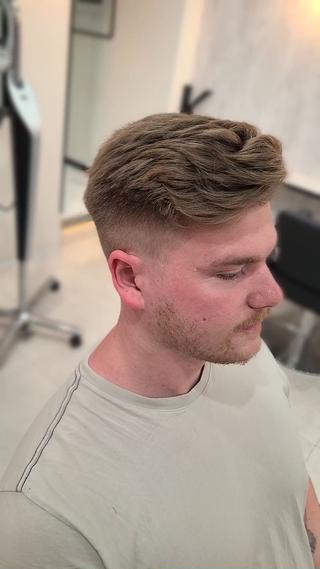 メンズ Lapis 名古屋駅前店所属・LEN名古屋/パーマ 海外ヘア/メンズ特化のヘアスタイル