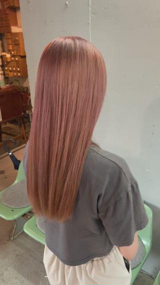 ピンクベージュ 