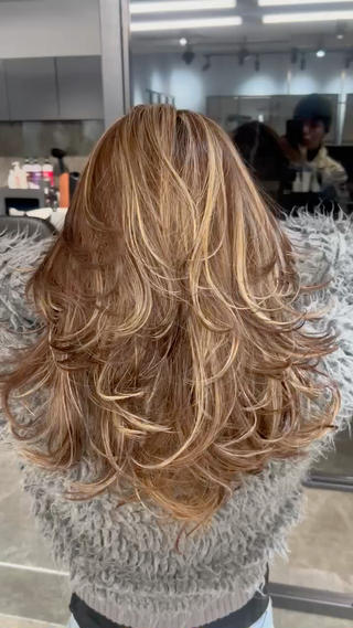 セミロング カラー 💖梅田レイヤー💖 副店長Tsubasaのヘアスタイル