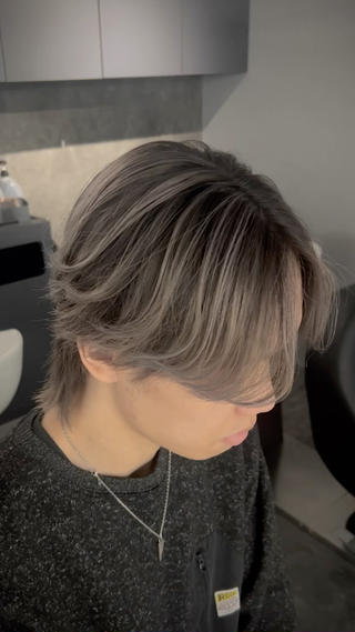 カラー 💖梅田レイヤー💖 副店長Tsubasaのヘアスタイル