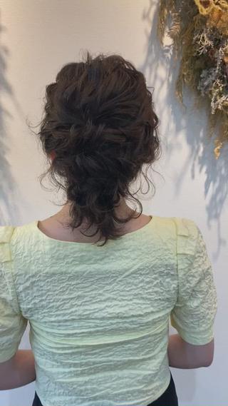 パーマ風アレンジの後ろ