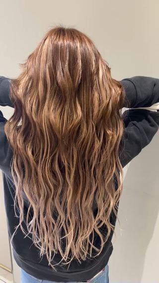 エクステ80本
バレイヤージュ風馴染ませエクステ 