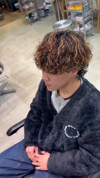 ミディアム カラー パーマ 夏果⭐︎fifth 天神 海外風パーマのヘアスタイル