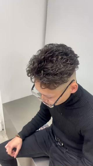 ショート パーマ メンズ 夏果⭐︎fifth 天神 海外風パーマのヘアスタイル