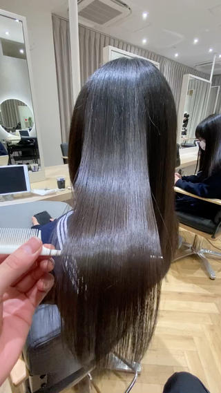 気になったお色味はブックマークしてカウンセリングでお使いください♪一人ひとりに合わせた施術、ケアでみんなに褒められる艶髪に☆今までトリートメントの効果を実感しにくかった方、是非一度お任せください♪お悩みなどなんでもご相談ください☆
 
