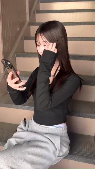 ロング カラー 田中 叶夢のヘアスタイル