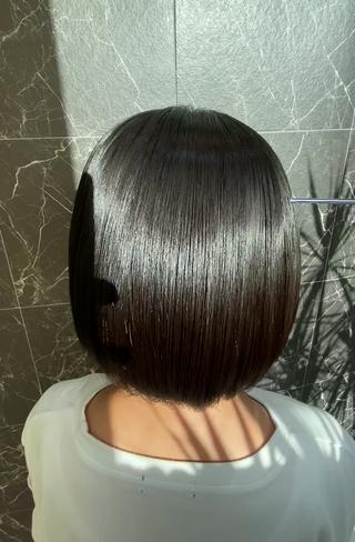 ミディアム 🔸縮毛矯正/髪質 改善カラー石崎🔸のヘアスタイル