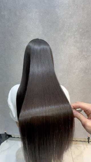 ロング 🔸縮毛矯正/髪質 改善カラー石崎🔸のヘアスタイル