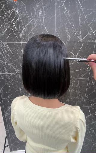 ミディアム 🔸縮毛矯正/髪質 改善カラー石崎🔸のヘアスタイル