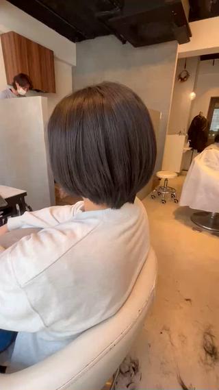 ショートボブ 