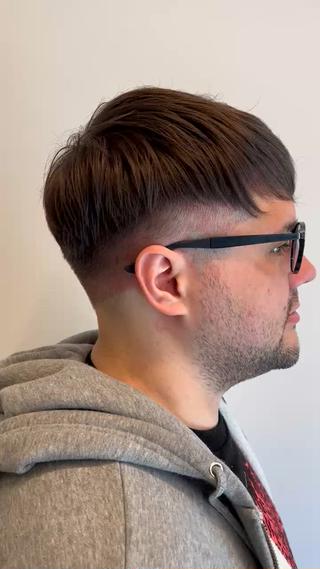 ショート 山田 守のヘアスタイル