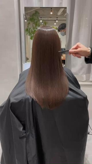髪質改善＋高濃度ケラチントリートメント
憧れのサラサラヘアに 