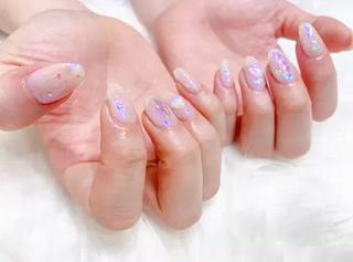 動画で見るとキラキラが
よくわかります

定額デザイン¥6600

#定額デザイン

#オーロラネイル
#ハートネイル

#nailsalon_e.u.b 