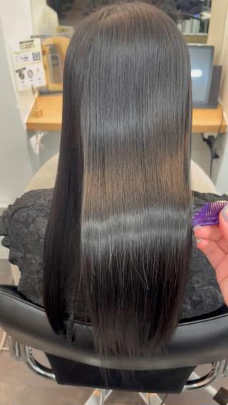 就活や実習にもおすすめ

黒染め不使用のフェイクブラックカラー
×
髪質改善水素トリートメントULTOWA -ウルトワ-

垢抜けカラー人気ナンバーワンの
透ける黒髪カラー

 