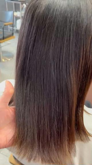 酸性ストレート
ダメージを抑えながらサラサラにしたい方にオススメメニューです 