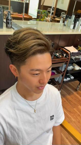 カラー メンズ 長屋 裕也のヘアスタイル
