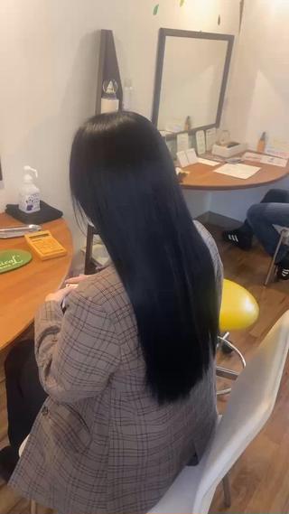 ブルー味の調整でここまで艶感が出せます 