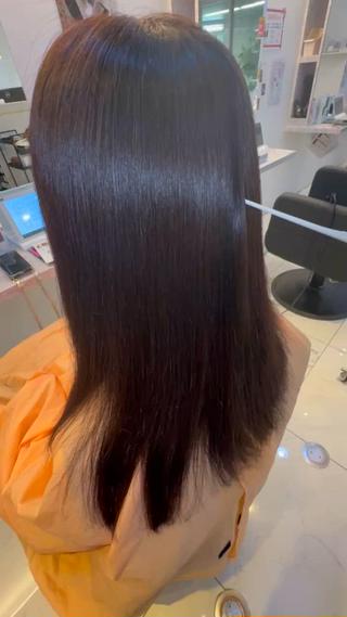 セミロング 髪質改善ストレート/レイヤーカット/Lee  Horie所属・髪質改善&縮毛矯正 池本　有宏のヘアスタイル
