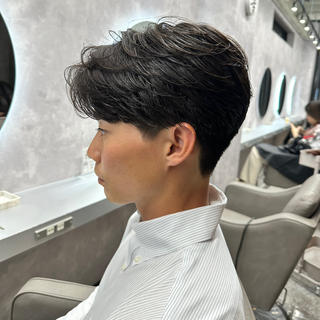 パーマ メンズ メンズパーマ🔵 ハイトーン✨原田慎也のヘアスタイル