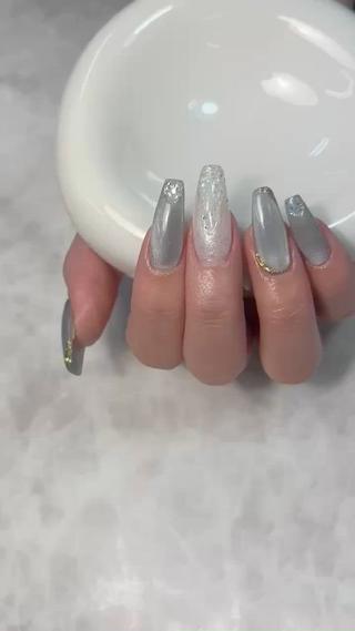 ネイル ネイルサロン Friday 21所属・ネイルサロン Friday 21のネイルデザイン