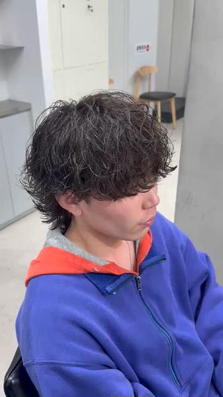 パーマ メンズ 深谷 侑亮のヘアスタイル