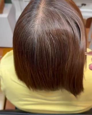 セミロング あや🍀
大人艶カラ ー・縮毛矯正のヘアスタイル