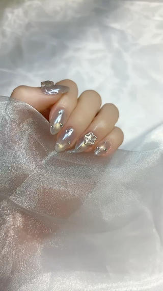 ネイル BLACK VELVET 24所属・BLACKVELV ET(YUME)のネイルデザイン