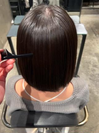 縮毛矯正をすることで収まりが良くなります 