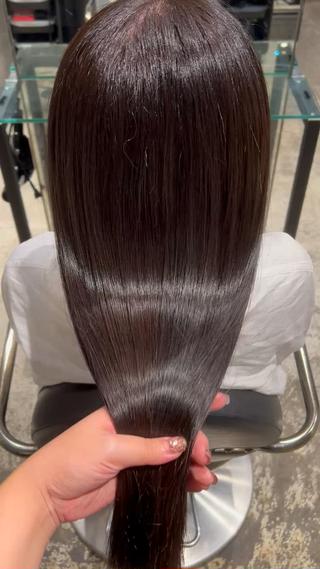 カラーでこの艶作れます 