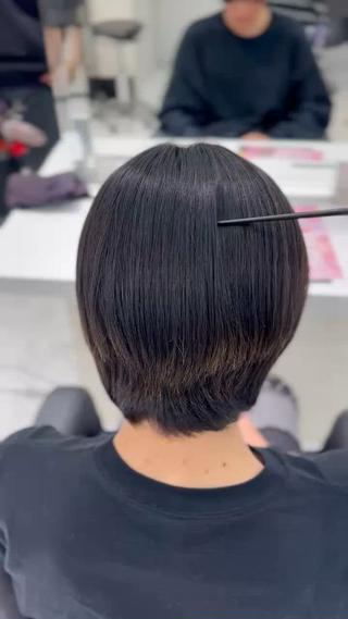 ミディアム カラー 大人っぽ暗髪レディ 🩶takuto🩶のヘアスタイル