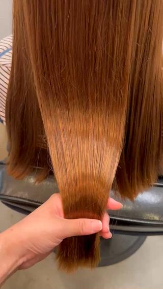 処理剤をつけて行うことで艶感まで出せます！
縮毛矯正するなら圧倒的感動ストレートがオススメ 
