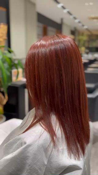 セミロング 亀井 慎太郎のヘアスタイル