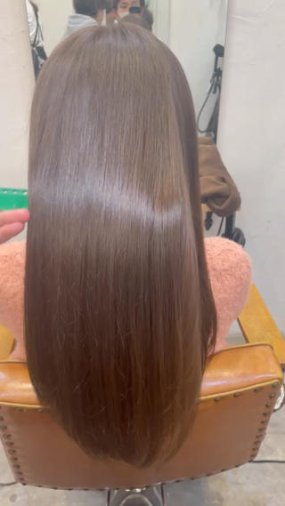 チョコレートブラウン

髪質にあったトリートメントで艶々です。

ぜひお試しください 