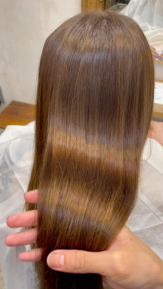 カラー＆縮毛矯正の履歴でハイダメージでもツヤツヤに 