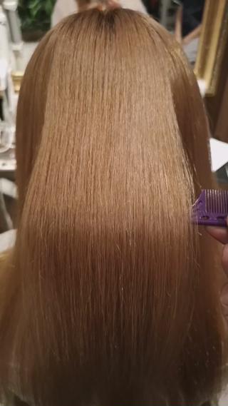 今話題の髪質改善『酸性ストレート』
髪に負担をかけずダメージを最小限にして髪の癖を伸ばします髪に優しい酸性領域の薬剤のためブリーチしていても状態によって安心してかけられます！ 