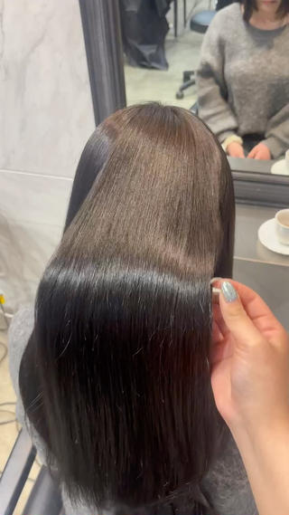 ロング lutia/ momoka⠀のヘアスタイル