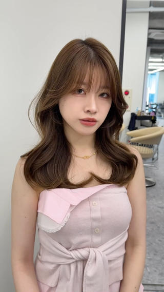 セミロング カラー 韓国ヘア/レイヤー カット SAKURAのヘアスタイル