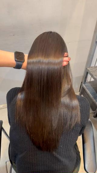 ロング 髪質改善・艶カラー HIROTOのヘアスタイル