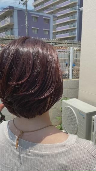 ボブに合うピンクベージュ艶感あり透明感ありな王道カラーです！ 