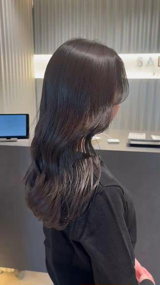 セミロング カラー パーマ ヘアアレンジ 押切 響 のヘアスタイル