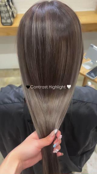 ベージュ系コントラストハイライトカラー 