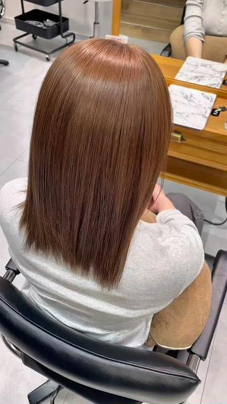 髪質改善カラーも同時にやるから明るくても艶のあるカラーに 