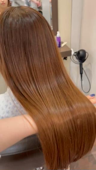 ロング ボブ/暖色カラー コウボヒカルのヘアスタイル