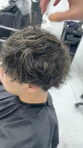 ツイストスパイラル×ハイライト
今人気急上昇中のstyle