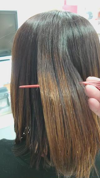 ハンドブローのみ
ツヤツヤ美髪ストレート 