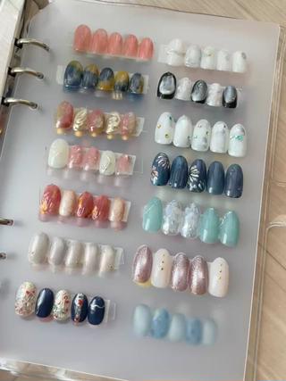 10本デザインサンプル

10本デザインの何本かをワンカラーにして、4-6本デザインにもできます 