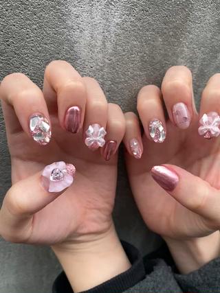 
お持ち込みデザイン！

ラブリーでお客様にとってもお似合いでした


※お手数をおかけしますが
デザインは事前にお送りください。 